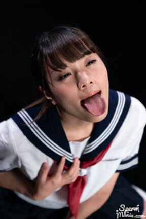 Kogal Komatsu Aya in uniform on her knees receiving cum in mouth
